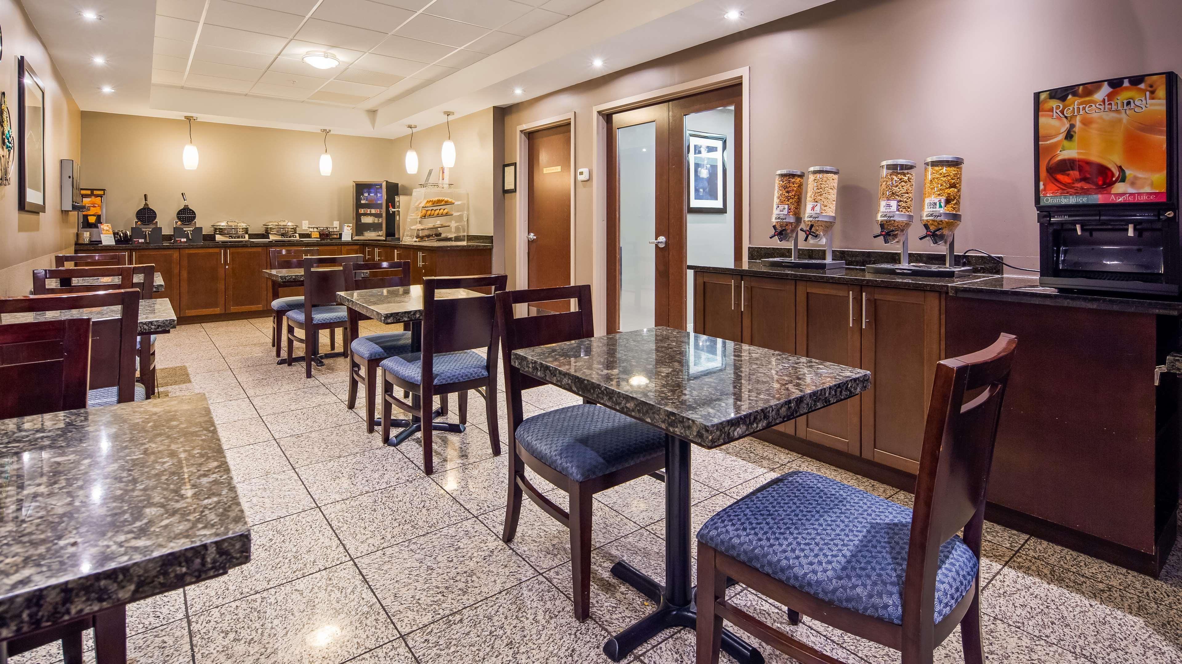Best Western Plus Brandon Inn מראה חיצוני תמונה