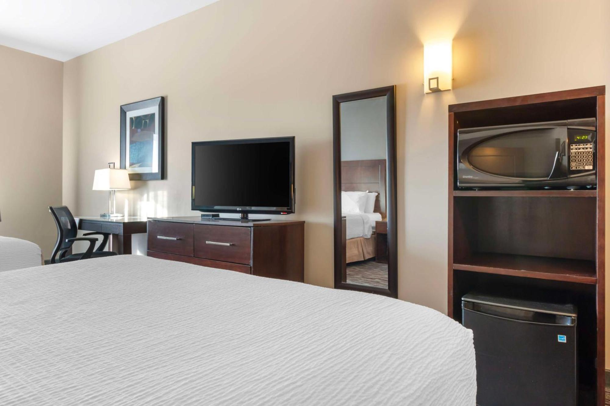 Best Western Plus Brandon Inn מראה חיצוני תמונה