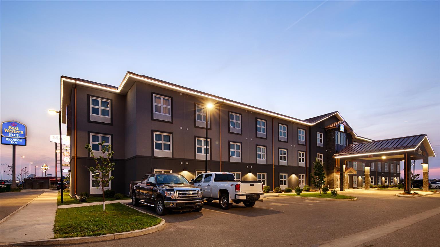 Best Western Plus Brandon Inn מראה חיצוני תמונה